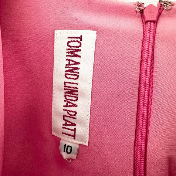 Tom And Linda Platt Vintage Barbie Pink CInched Chest V Neck Sheath Dress 10 - Picture 6 of 10